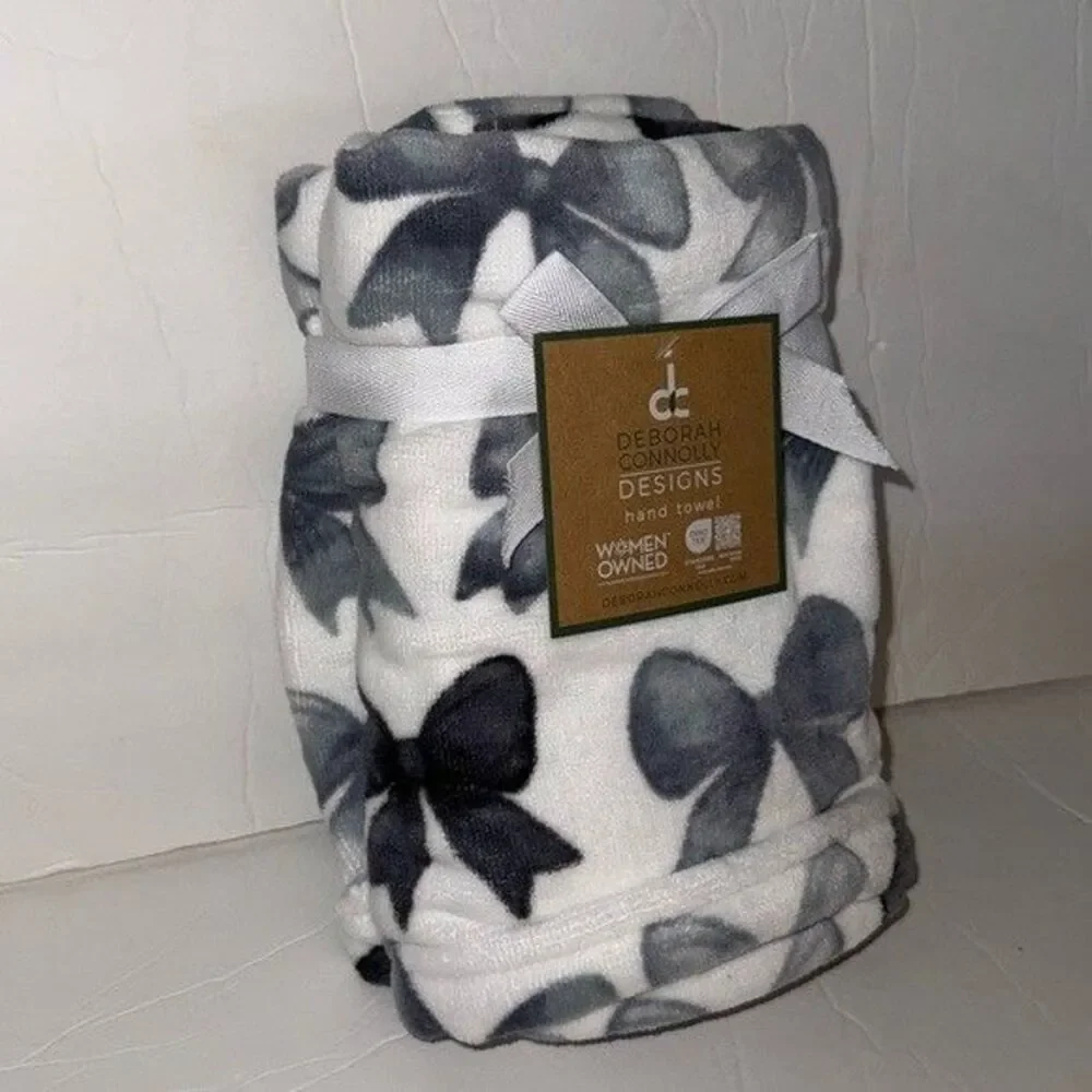 NWT Deborah Connolly 6 Piece Velour Cotton Bath Towel Set White Gray Charcoal